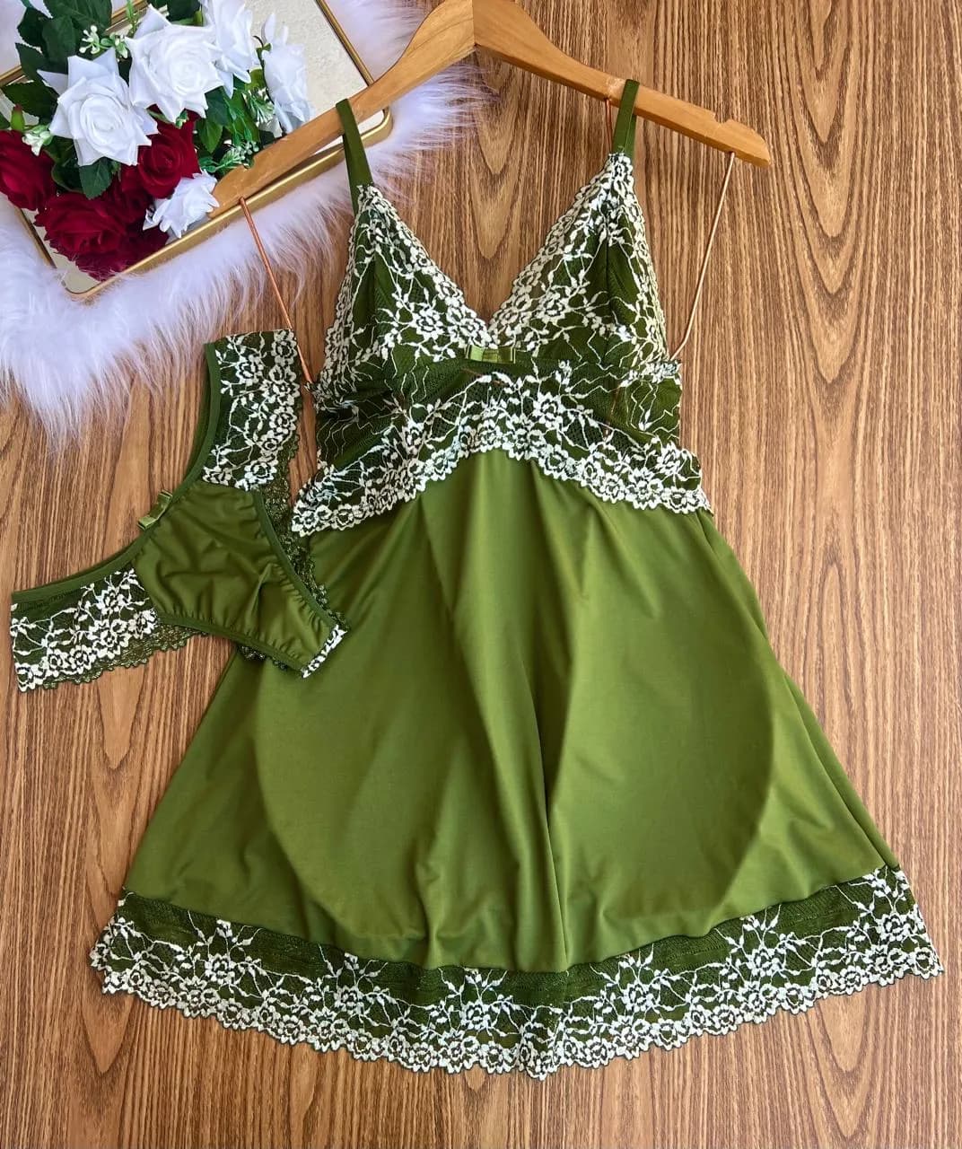 Camisola Vivian — Verde Militar