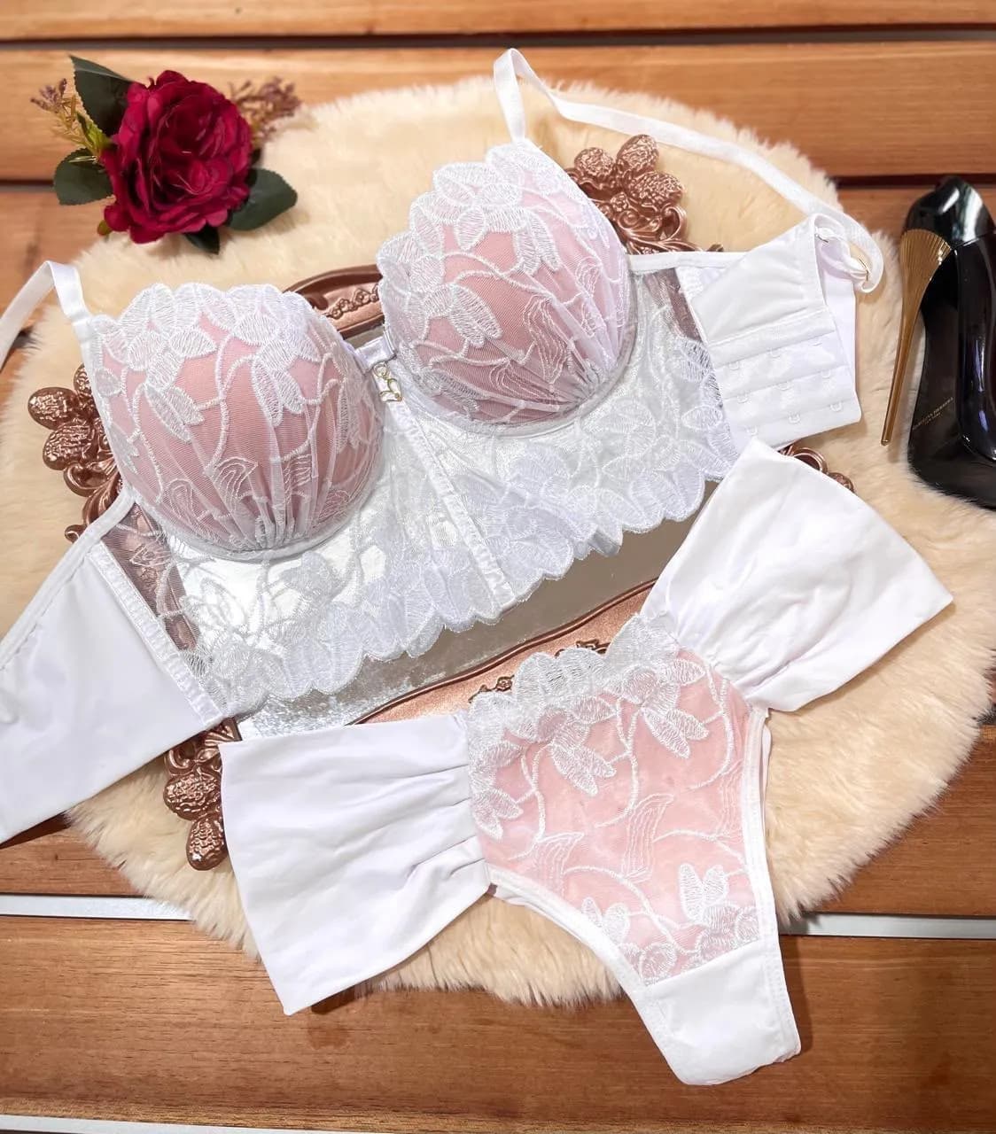Conjunto Cropet Tule Bordado — Branco