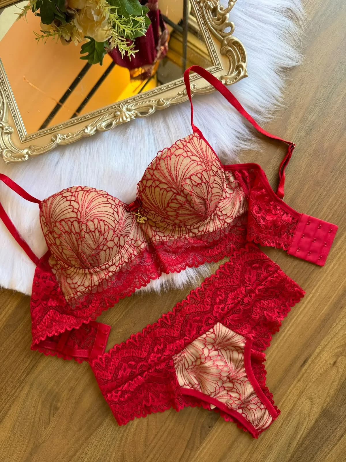 Conjunto Emília — Vermelho