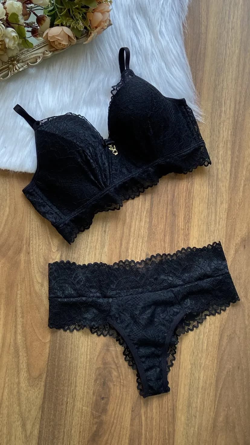 Conjunto Emily — Preto